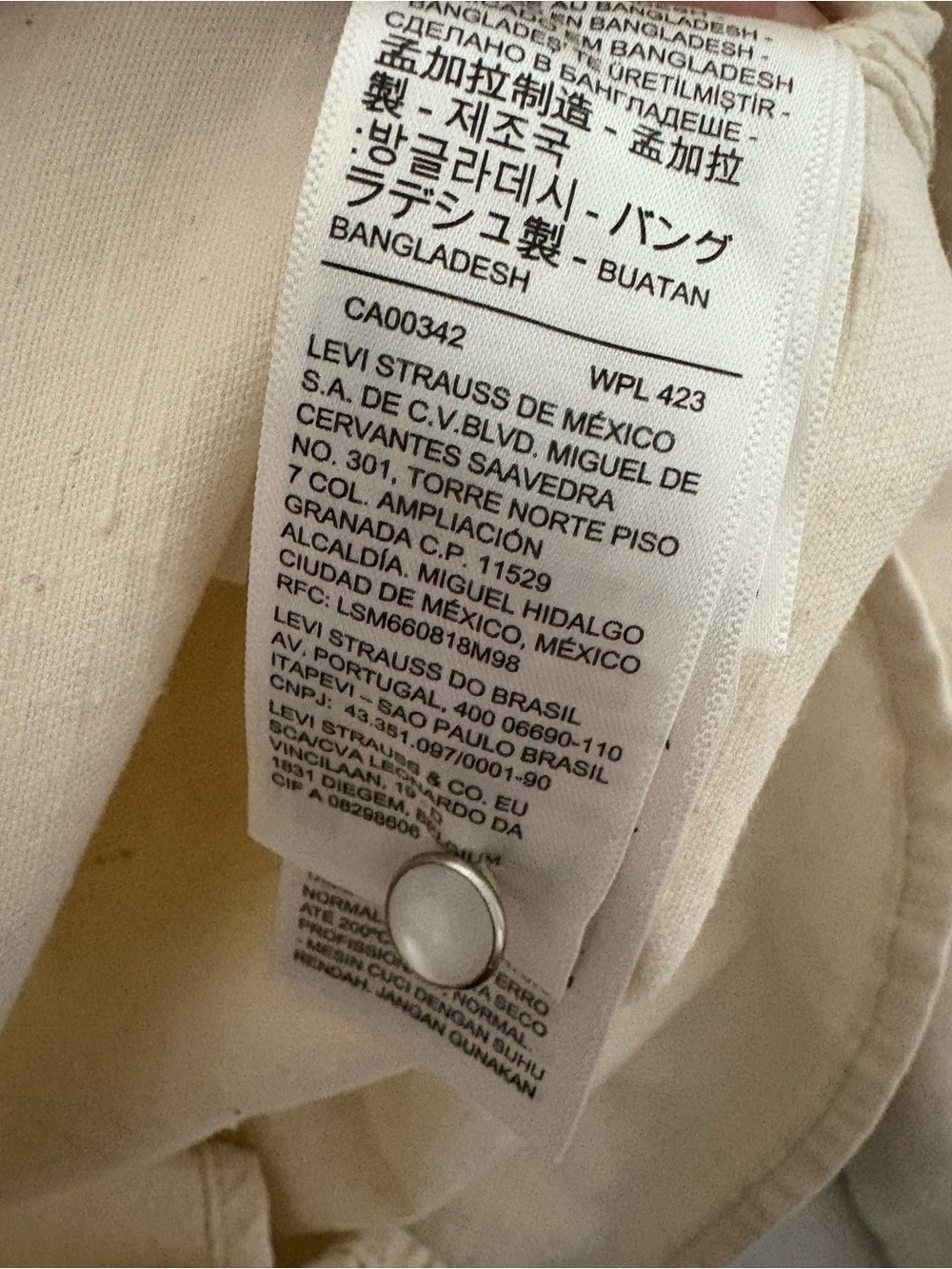Levi's Ecru Denim  Button-Up Western Shirt NWT SIZE SMALL - Picture 12 of 14